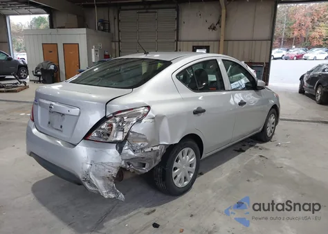 2017 Nissan Versa 1.6 S z USA, uszkodzony, nr VIN 3N1CN7AP5HL806436